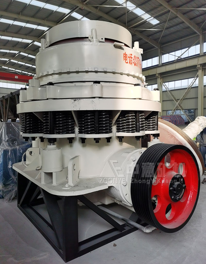 彈簧圓錐破碎機(jī)車間實(shí)拍