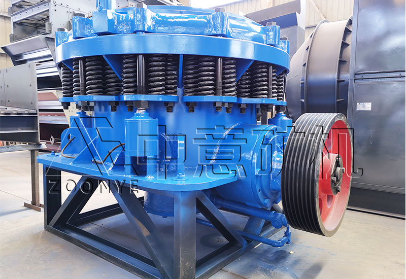 20220615023.jpg 即將發(fā)往印尼的圓錐破碎機